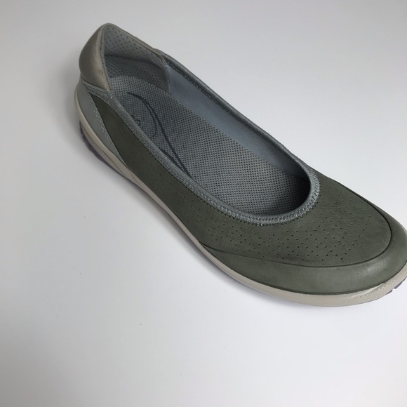 ecco biom ballerina flat